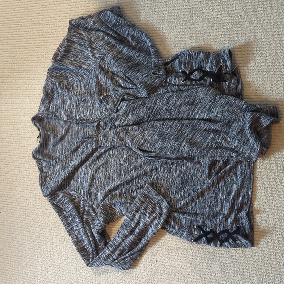 Black and white lightweight cardigan - Picture 6 of 6